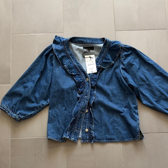 Zara  Ruffled Denim shirt blouse/ Jacket 3/4 sleeves nwt - Picture 3 of 12